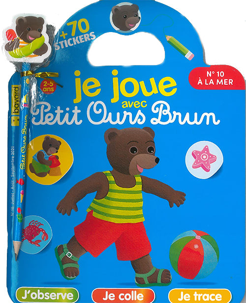 JE JOUE AVEC PETIT OURS BRUN -  À LA MER